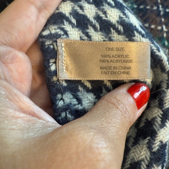 ModCloth Navy Blue Green Plaid Houndstooth Shawl Wrap Cover - Picture 7 of 7